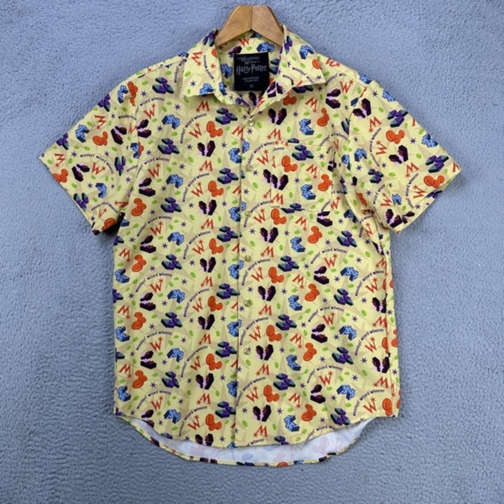 Universal Studios Shirt Mens Medium Weasleys Wizard Wheezes Yellow Button-Up